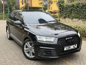 Audi Q7 2016 Black