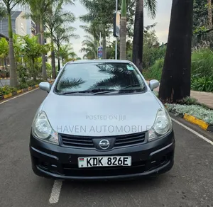 Nissan Advan 2015 Gray