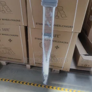 Clutches Underarm (Axillary Crutches)