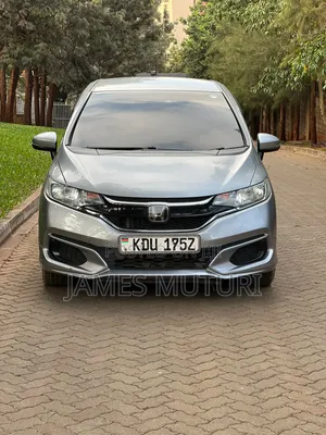 Honda Fit 2018 Silver