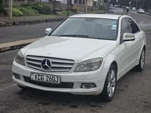 Mercedes-Benz C200 2009 White