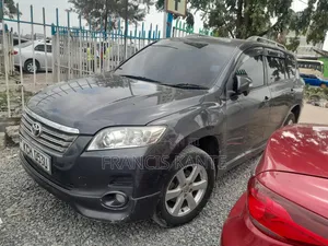 Toyota Vanguard 2012 Black