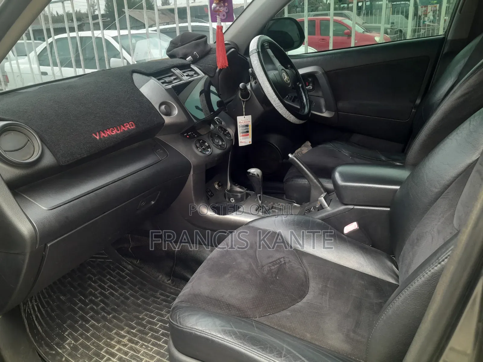 Toyota Vanguard 2012 Black