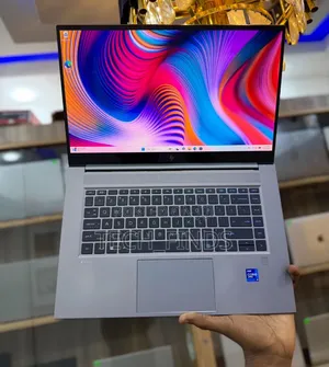 Laptop HP ZBook Studio G8 32GB Intel Core i7 SSD 512GB