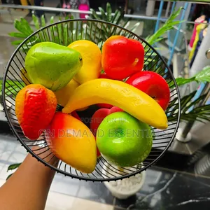 Round Decorative Fruit Basket