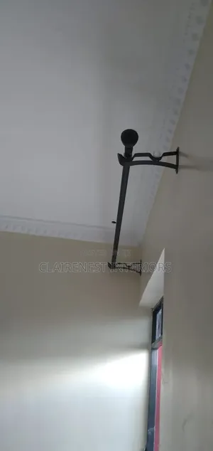 Double and Single Well Drilled Powder Coated Window Curtain Rods