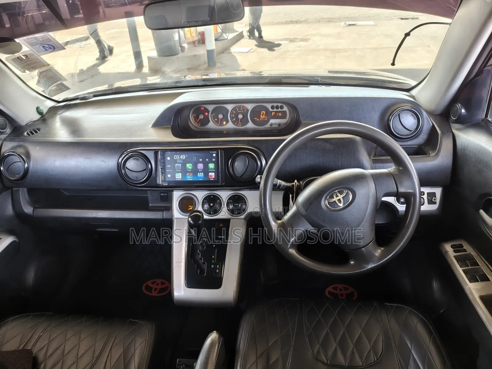 Toyota Corolla Rumion 2010 Black