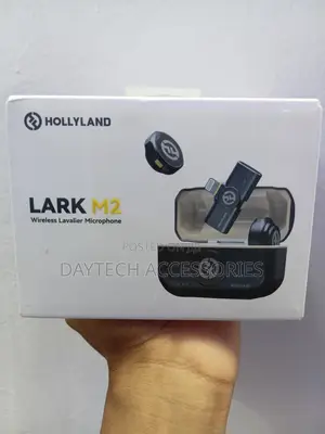 Hollyland LARK M2 iPhone Combo Lavalier Wireless Microphone