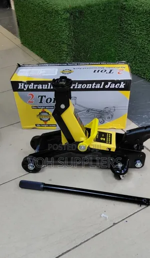 2-Ton Hydraulic Floor Jack