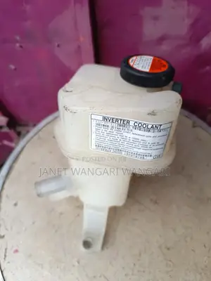 Coolant Reserve Tank /Bottle Toyota Auris New Model