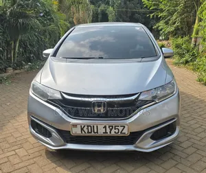 Honda Fit 2018 Silver
