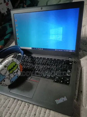 Laptop Lenovo ThinkPad X270 8GB Intel Core i5 HDD+SSD 1.5T