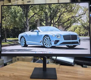 HP P32u G5 
32 Inch QHD (2560*1440)