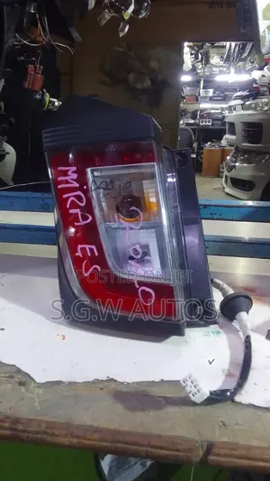 2020 Diahatsu Mira Taillight