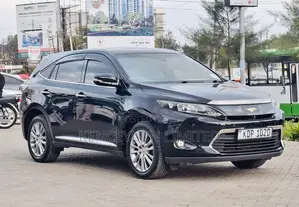 Toyota Harrier 2.0 4WD 2017 Black