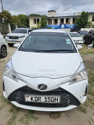 Toyota Vitz 2018 White