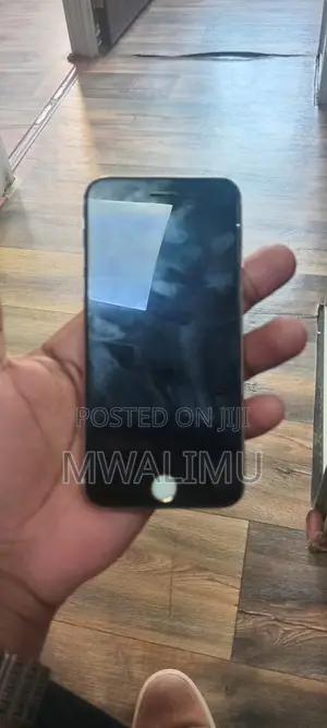 Apple iPhone 6s 64 GB Gold