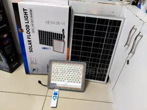 500W Solar Flood Light With High-Efficiency Solar Panel Remote Control