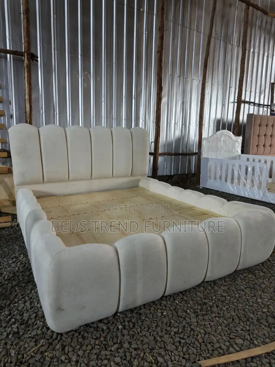 6x6 Bubble Bed White Color