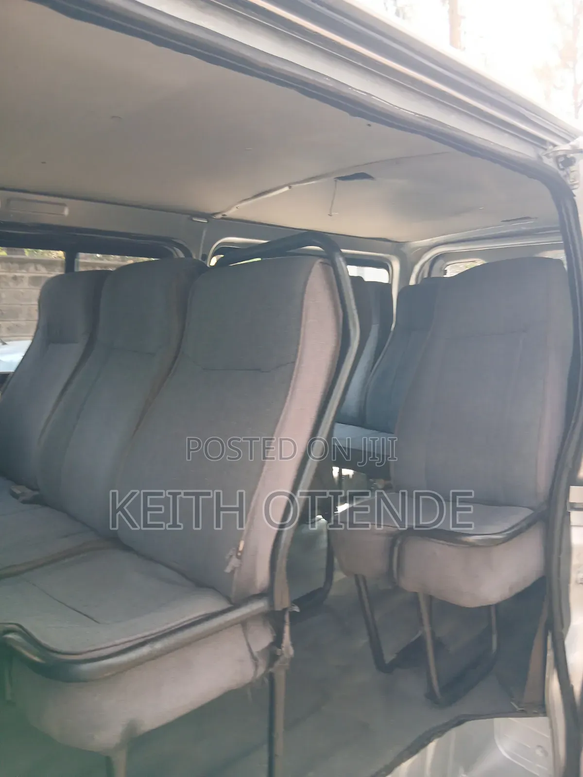 Toyota HiAce 2013 Silver