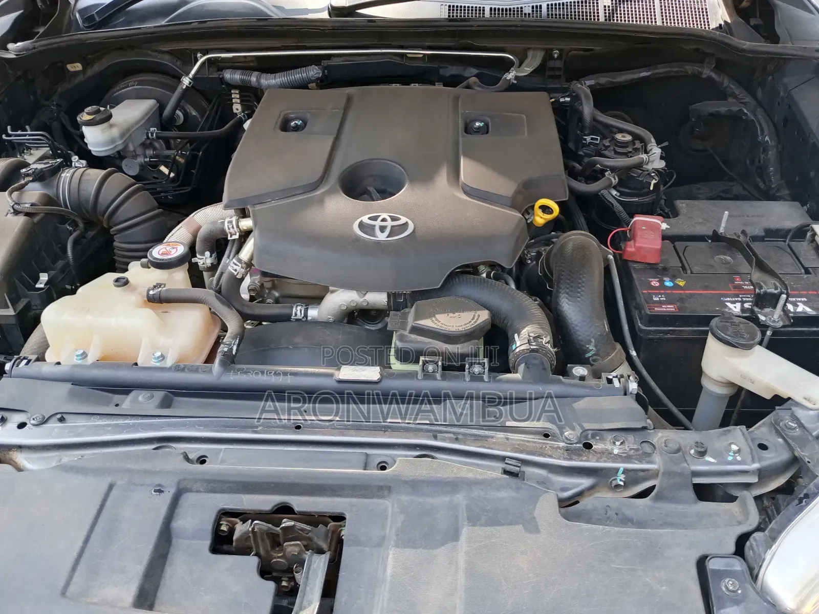 Toyota Hilux 2021 Gray