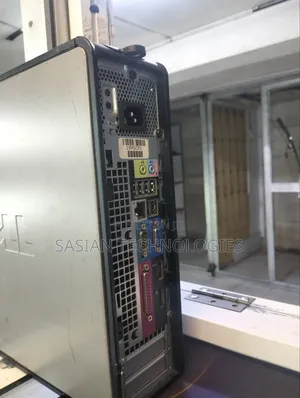 Desktop Computer Dell OptiPlex 780 2GB Intel Core 2 Duo HDD 250GB