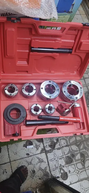 Ideal Ratchet Die Stock 1/2" to 2"