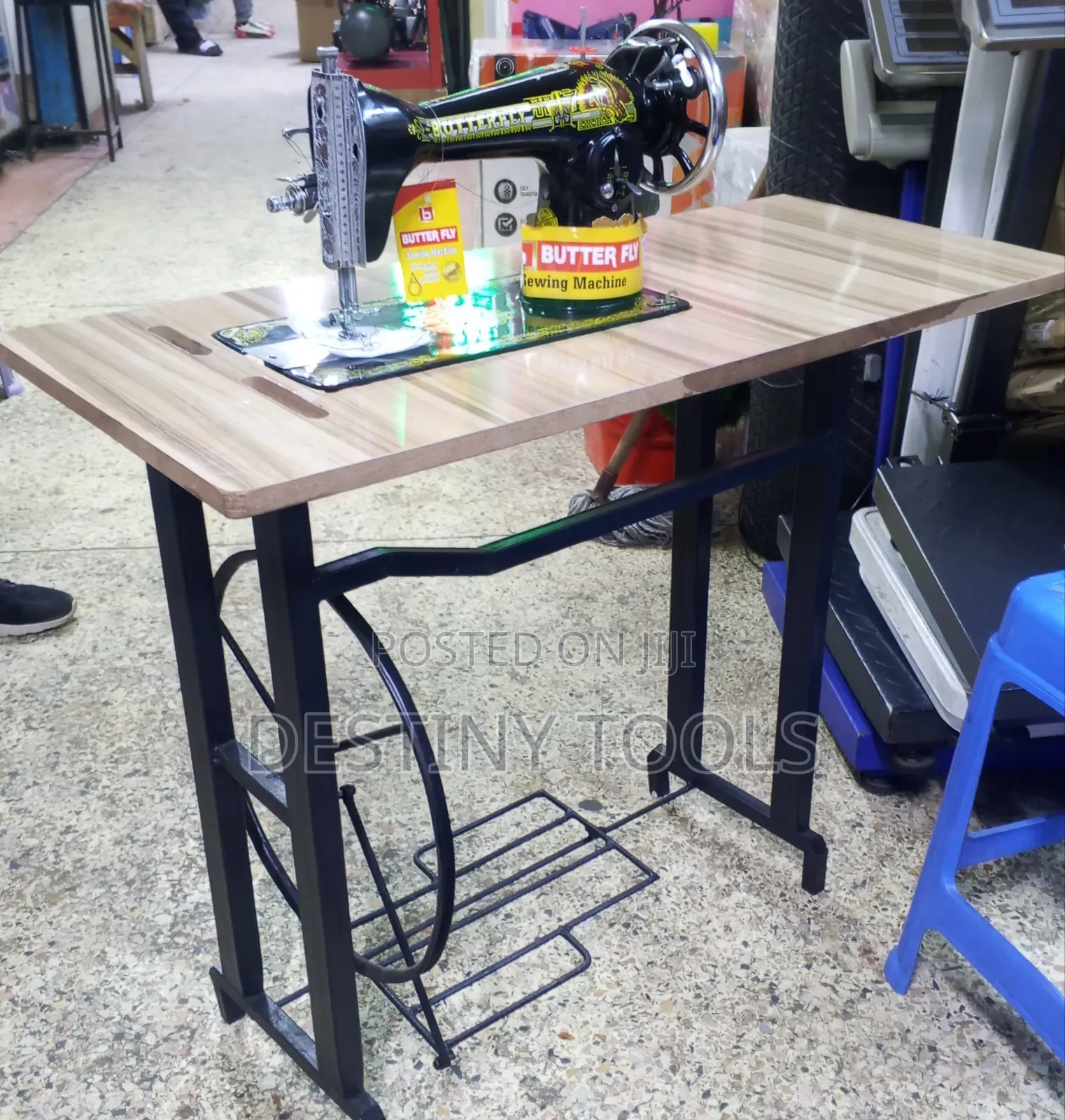 Complete Butterfly Sewing Machine