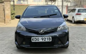 Toyota Vitz 2014 Black
