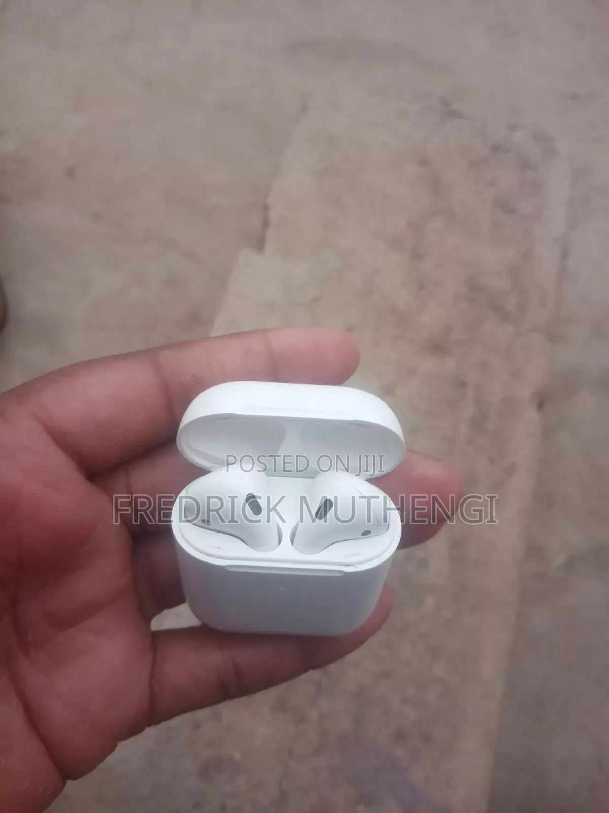 Airpods Apple Brand.