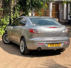 Mazda Axela 2010 White