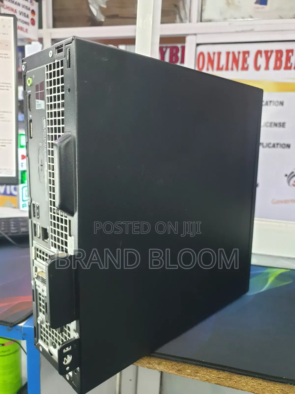 Desktop Computer Dell OptiPlex 3050 8GB Intel Core i5 HDD 500GB
