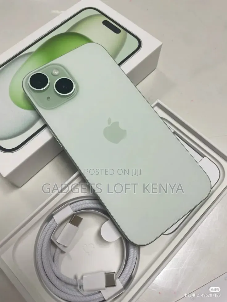 New Apple iPhone 15 256 GB Green