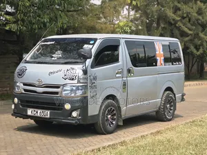 Toyota HiAce 2010 Silver
