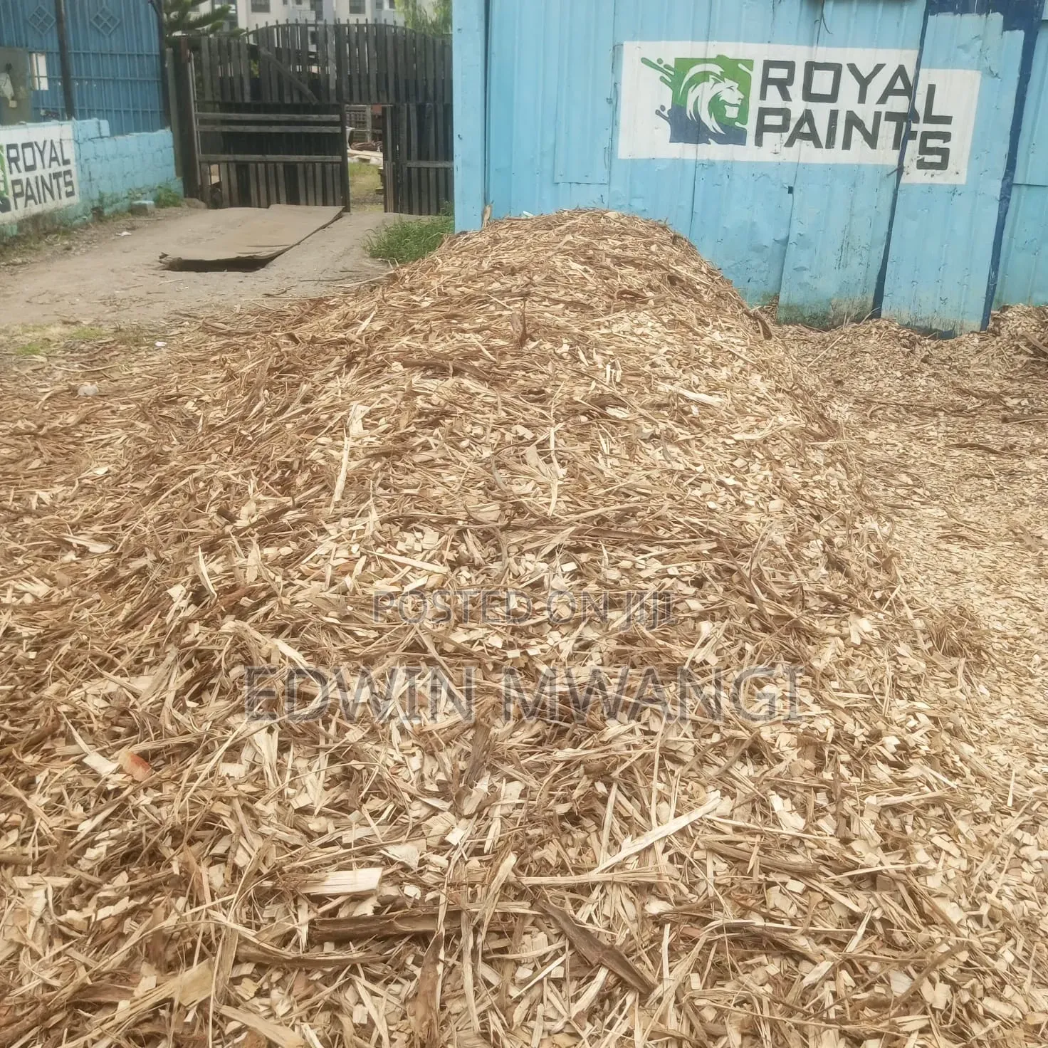 100% Organic Mulch/ Manure/ Fertilizer