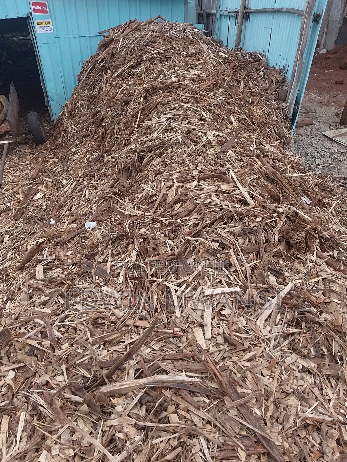 100% Organic Mulch/ Manure/ Fertilizer