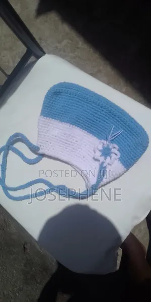 Crochet Shoulder Bag