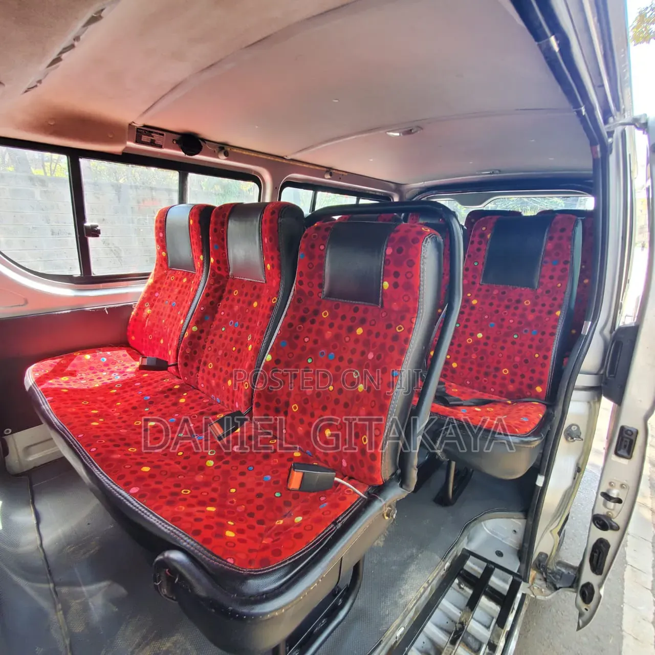 Toyota HiAce 2017 Silver