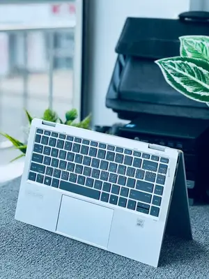 Laptop HP EliteBook x360 1040 G7 16GB Intel Core i7 SSD 512GB