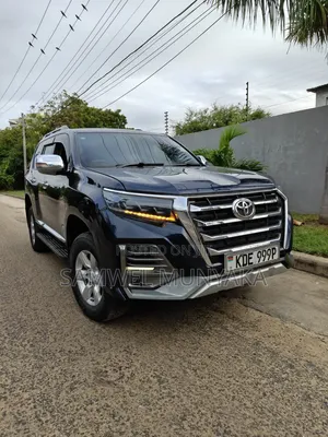 Toyota Land Cruiser Prado 2015 Black