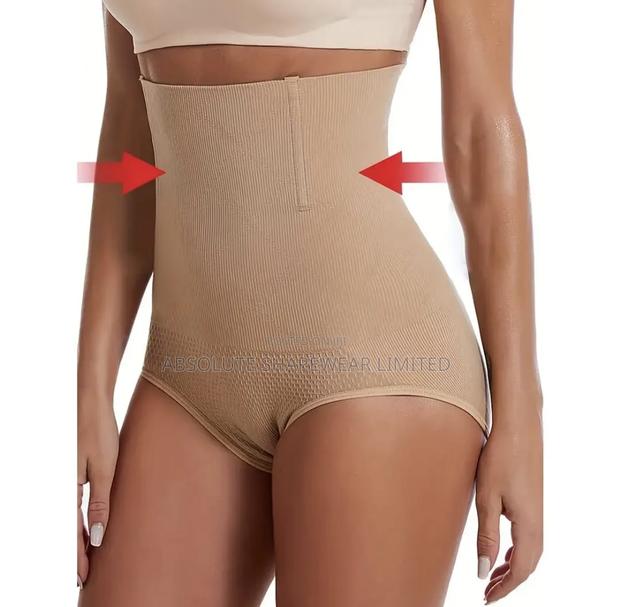 Seamless Panty - thumbnail 2