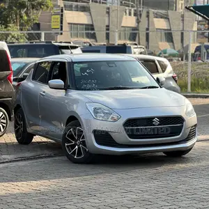 Suzuki Swift 2020 Silver
