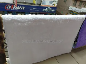 Fluffy Carpet 5×8 Plain