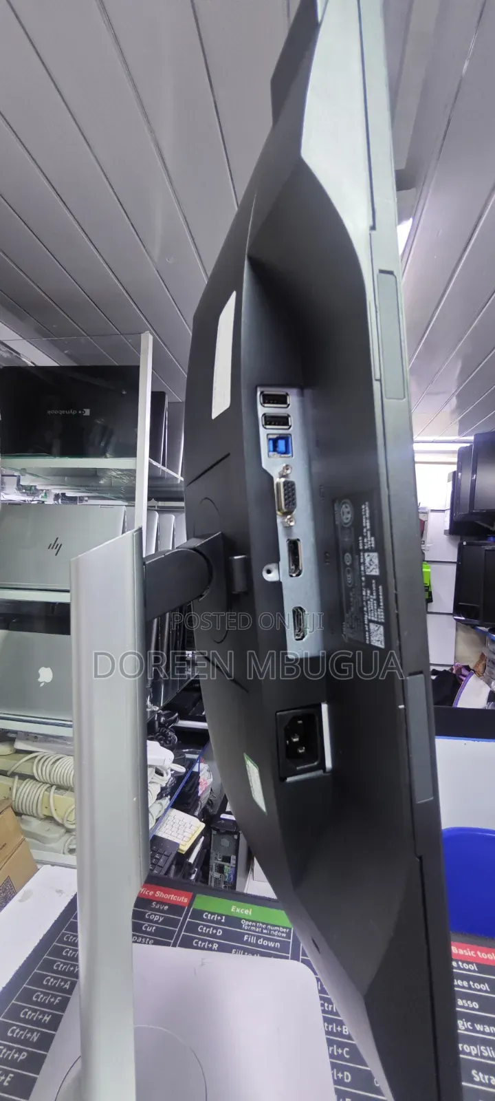 Dell 20" Full HD Monday