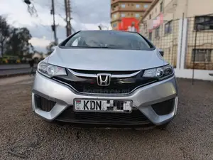 Honda Fit 2016 Silver