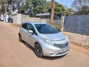 Nissan Note 2016 Silver