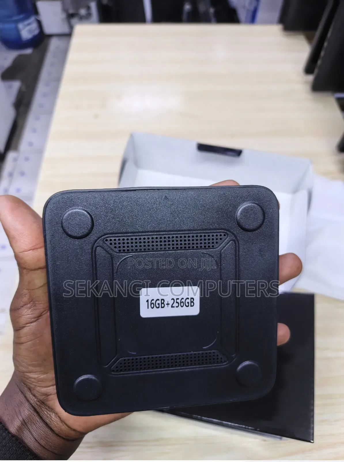 MXQ Android TV Box