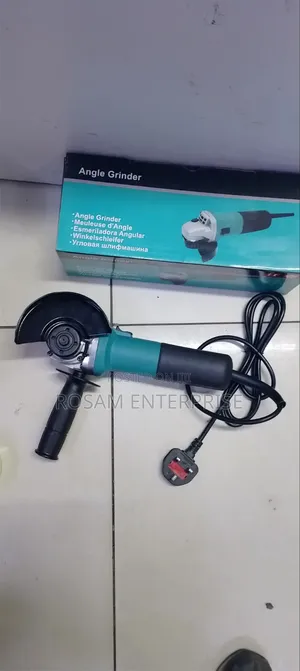 Makita 4.5" Angle Grinder
