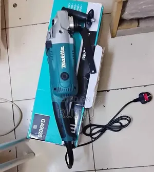 9" Makita Angle Grinder/Makita GA9020 Angle Grinder
