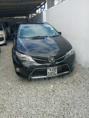 Toyota Auris 2014 Black
